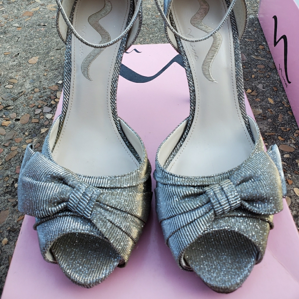 Nina Emmylou dressy heels